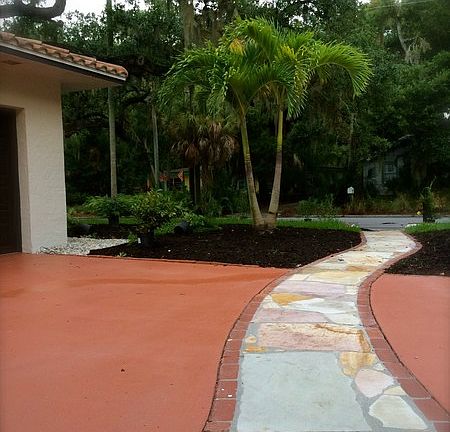 5th image of 900 Tennessee Ln