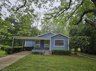 608 E 9th Ave, Havana, FL 32333