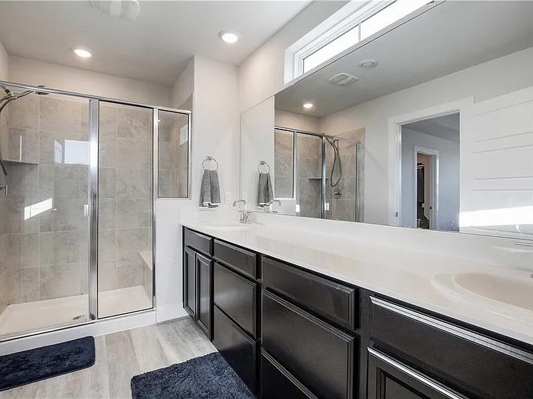 7500 Burnham Pl — Photo 13