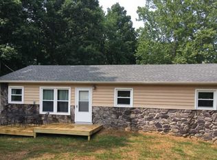 611 Luther Rd, Dickson, TN 37055