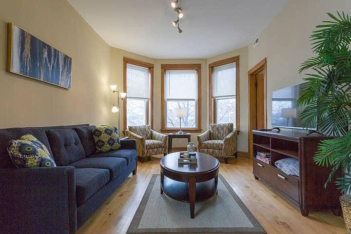 1st image of 1214 N Artesian Ave #3F
