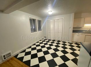 5030 35th Ave S #C, Seattle, WA 98118