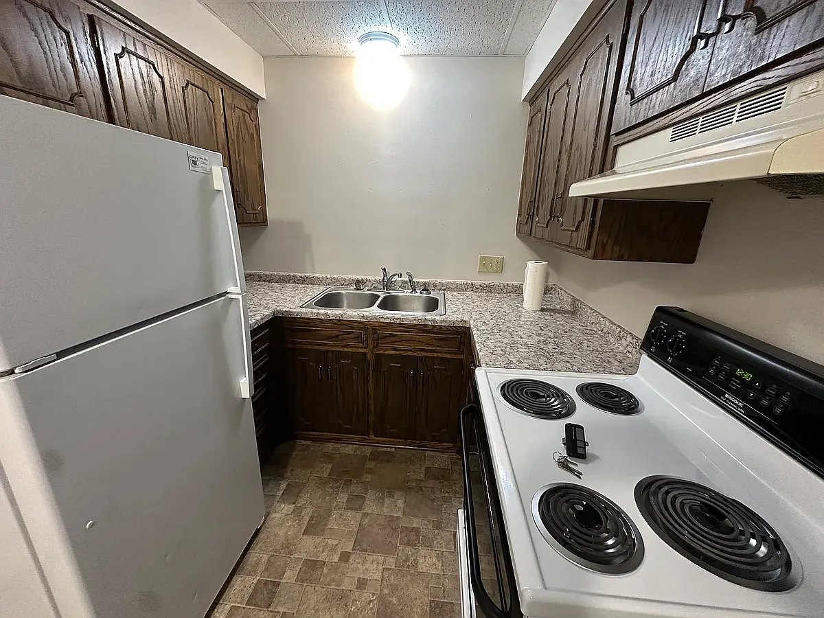 2 bed, 800 sqft, $895 — Photo 4