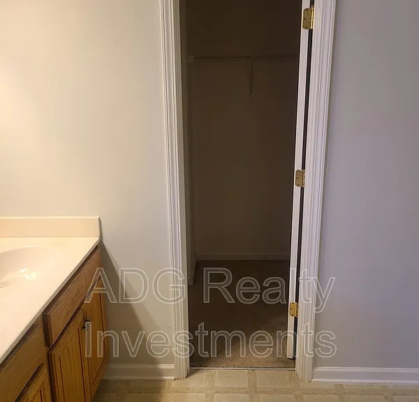 12623 Shuman Ln — Photo 11
