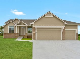 15529 E Rosewood St, Wichita, KS 67230