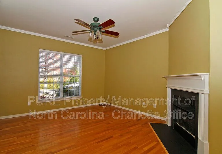 7428 Darblay St — Photo 6