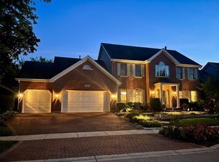 39W421 Olinger Ln, Geneva, IL 60134