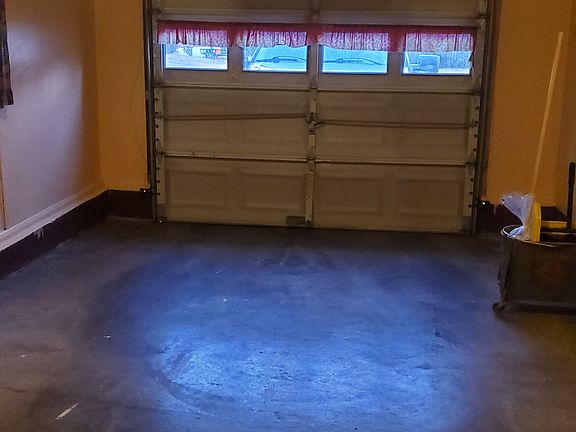 4th image of 6641 Carol Lee Dr