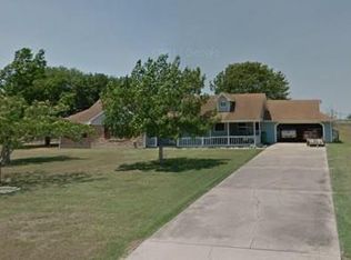 210 Windridge Dr, Niederwald, TX 78640