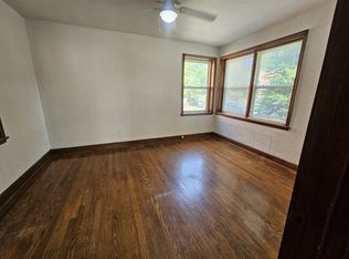 7762 Wise Ave, Saint Louis, MO 63117