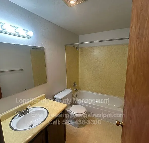 3201 SE Wake St #1 — Photo 22