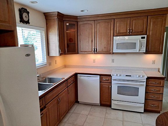 2nd image of 5359 Cannas Dr
