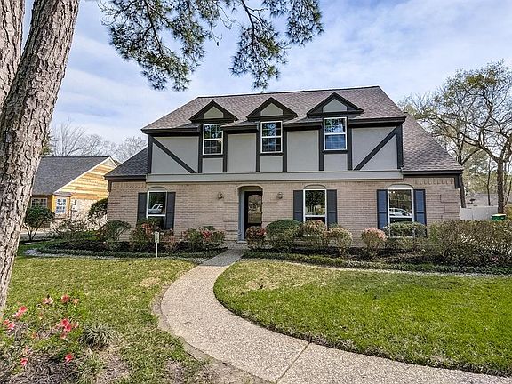 Beautiful 2 story with great curb appeal; new paint, new exterior doors and new double pane windows throughout the house.