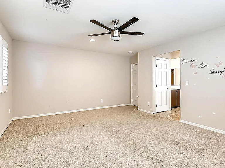 8117 Ancient Oaks Ave — Photo 18