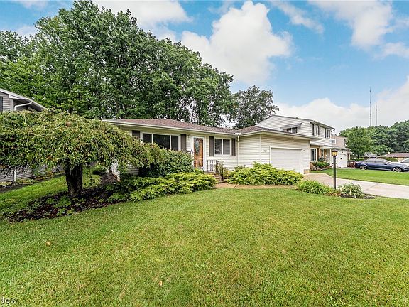 4th image of 7012 Edgecliff Dr