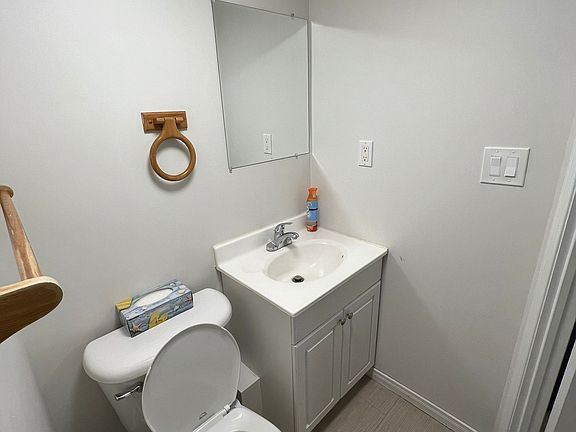 5th image of 211 Veronica Dr #A5