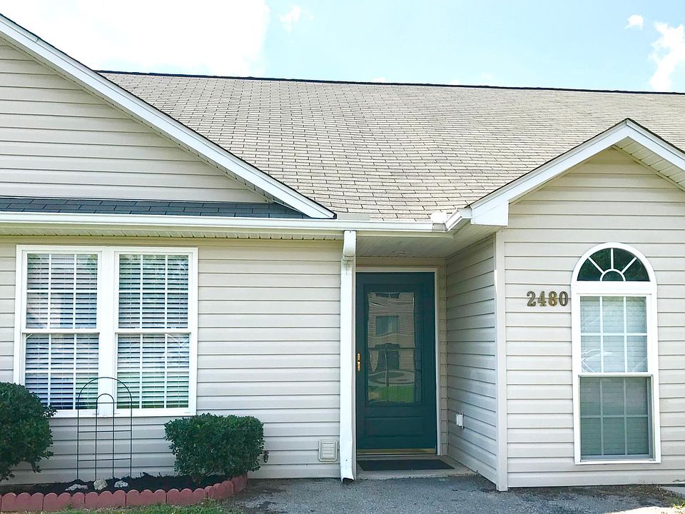 1st image of 2480 Tuckawana Cir NW