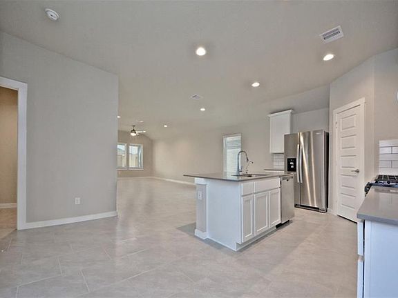 2nd image of 7430 Victoria Hollow Trce