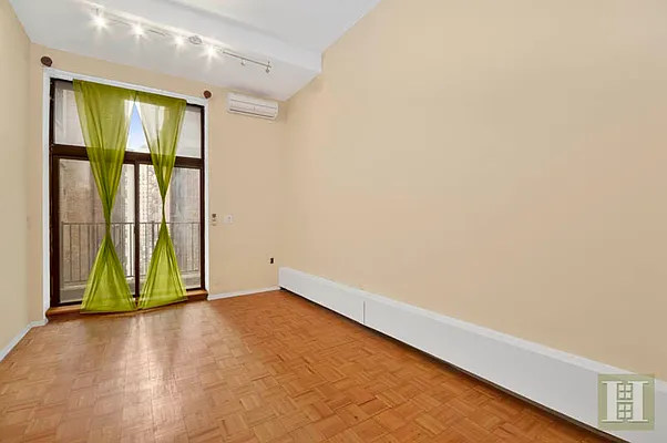 Rented by Halstead Real Estate | media 34