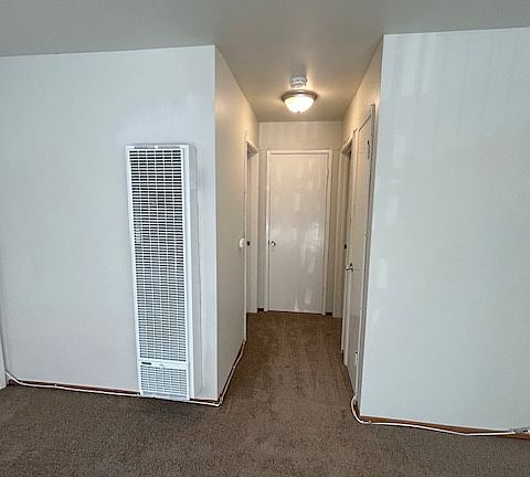 5th image of 328 Alida Way #5