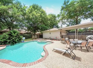 55 E Amberglow Cir, Spring, TX 77381