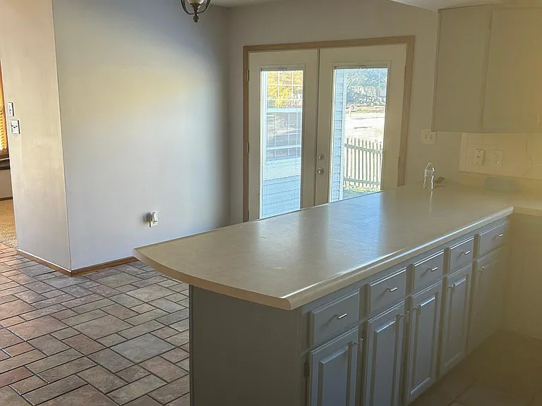 3724 Trail Rd — Photo 9