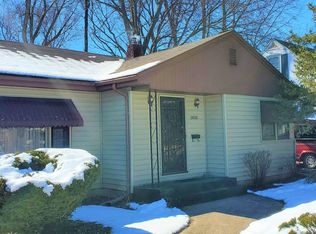 2020 Glenwood Ave, Rockford, IL 61103