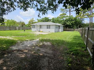 3313 Gulfstream Rd, Palm Springs, FL 33461