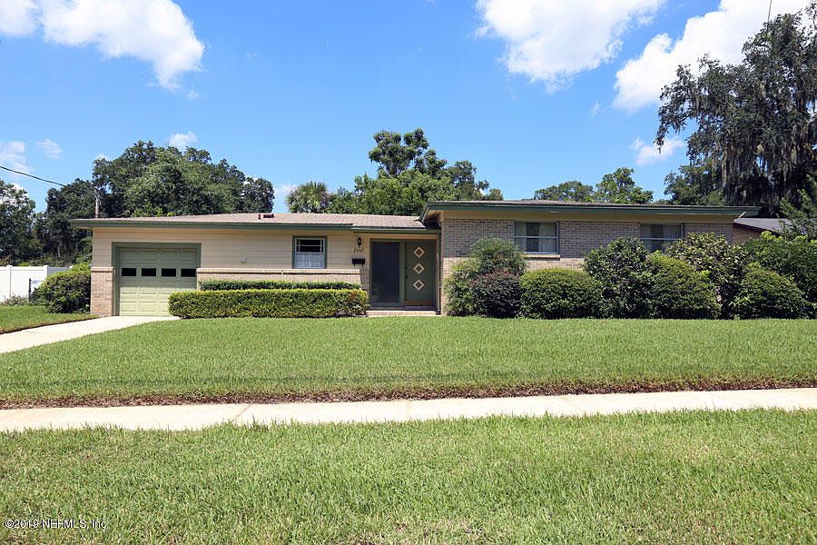 1st image of 2567 Hazel Dr