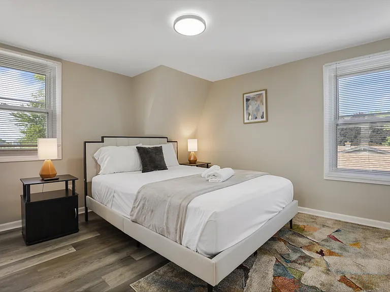 10308 W Lyndale Ave — Photo 27