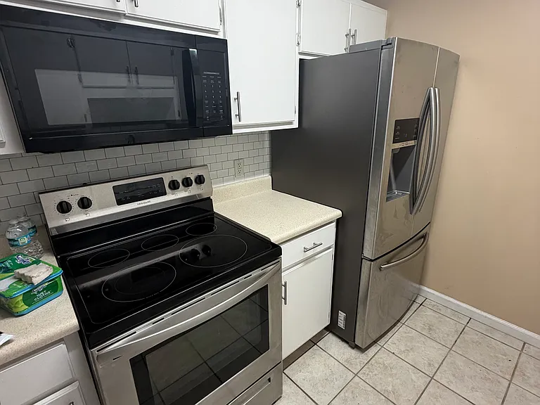 2526 Laurie Ave #A — Photo 9