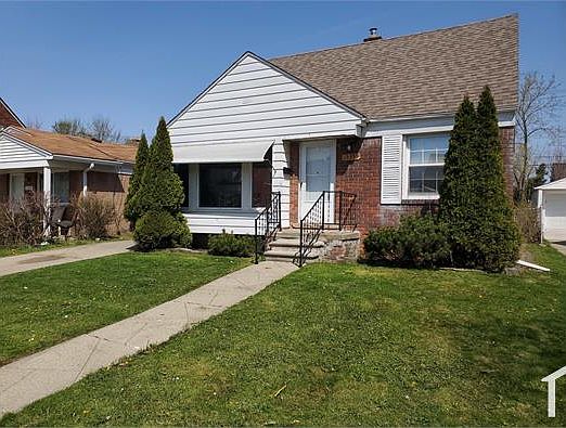 1st image of 15353 Sprenger Ave