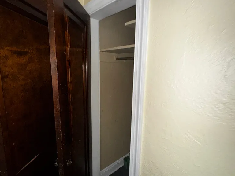 1920 Kensington Rd #1 — Photo 8