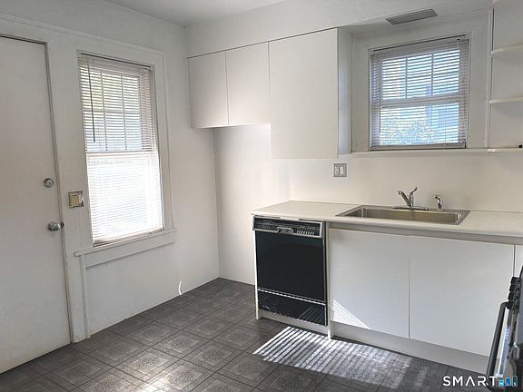 5th image of 30 Wooster Heights