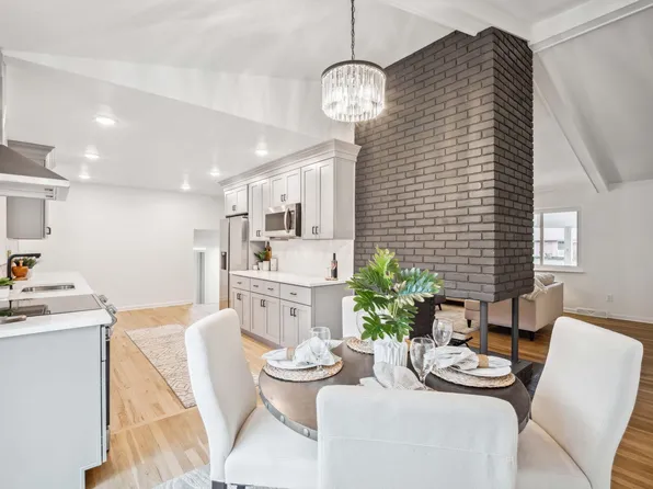 2649 Burnaby Dr, Columbus, OH 43209