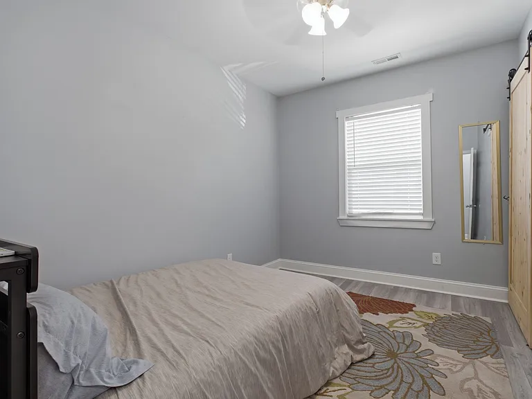 131 Eastmoreland St — Photo 18