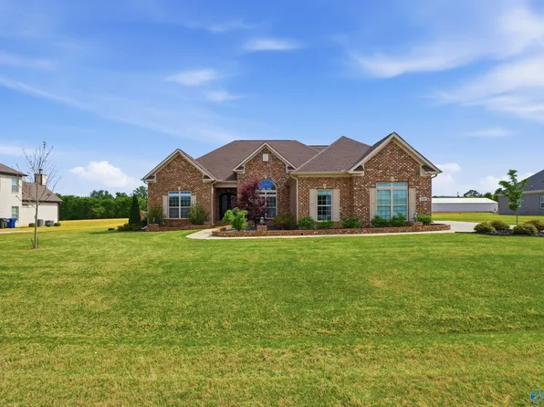 188 Earl Vaughn Dr, Huntsville, AL 35806