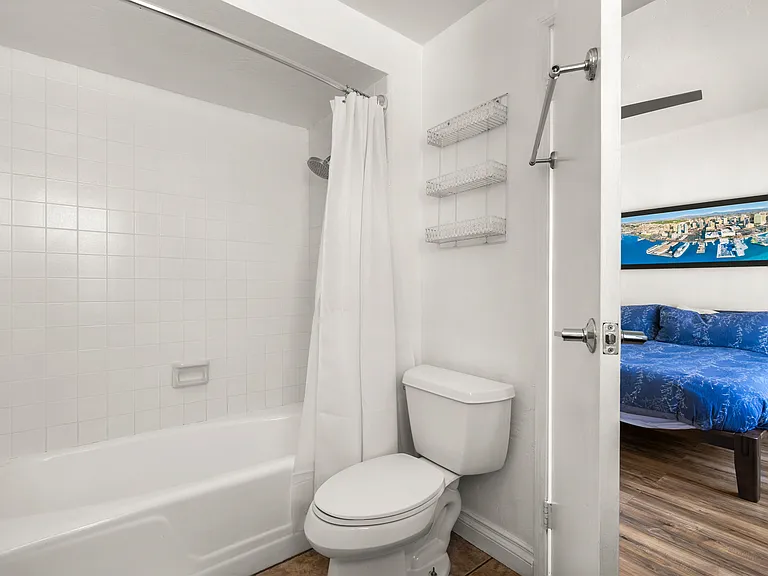 1295 Prospect St #C — Photo 16