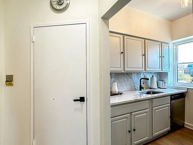 80 New York Ave NW #402 — Photo 11