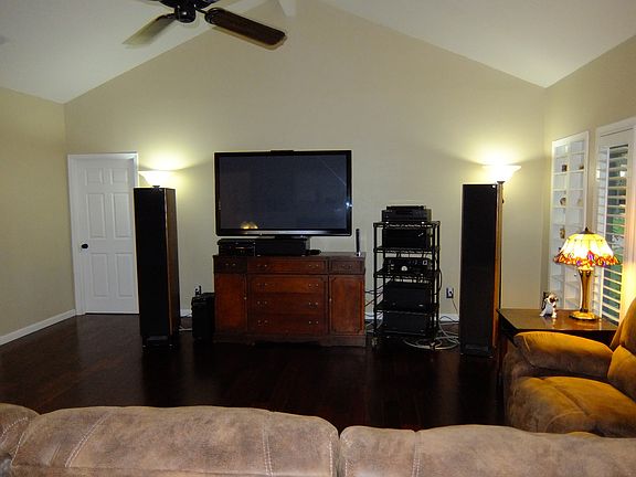 3rd image of 9004 Jolly Hollow Dr