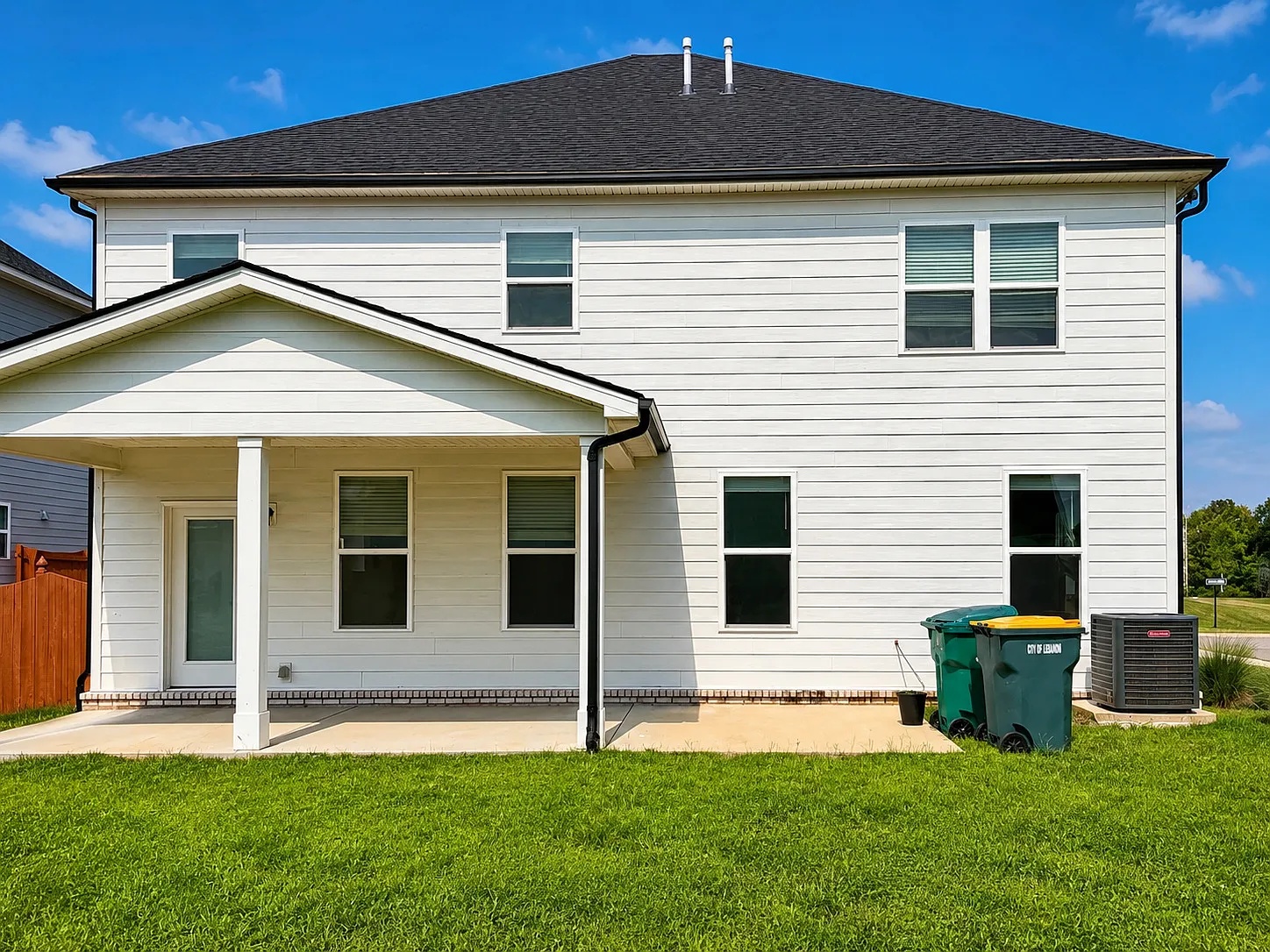 5 bed, 3663 sqft, $3,749 — Photo 4