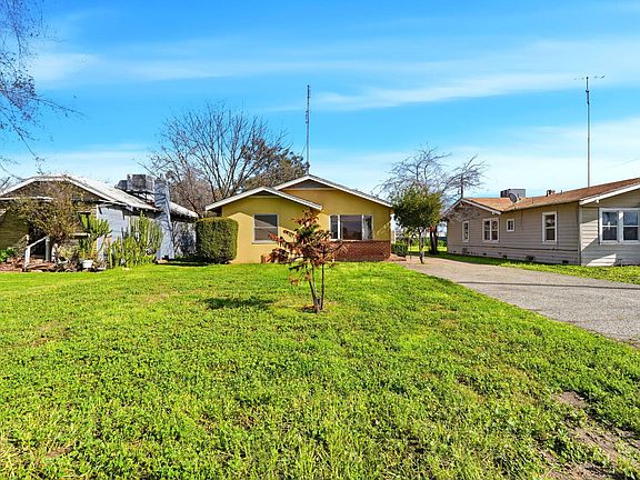 2nd image of 821 S 11th Avenue