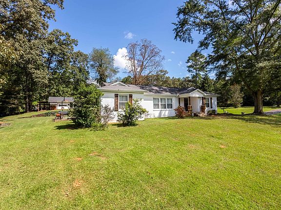 2nd image of 35 Hillcrest Rd