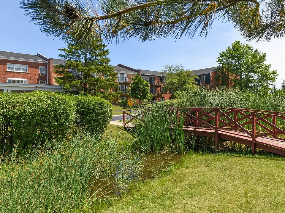 GlenLake Village