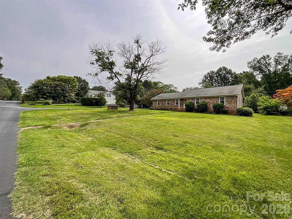 2nd image of 14232 Springwater Dr
