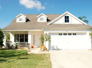 6915 34th Ave E, Palmetto, FL 34221