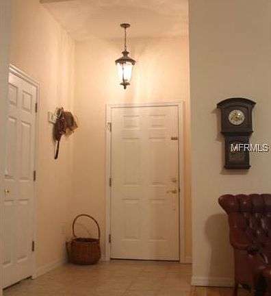 5th image of 36 Townhill Dr