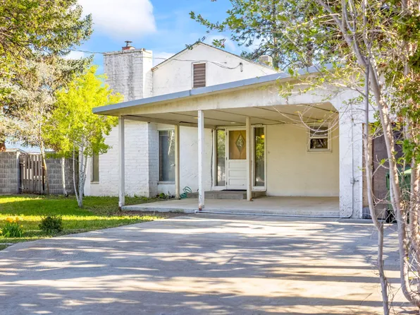 337 SE C St, Madras, OR 97741