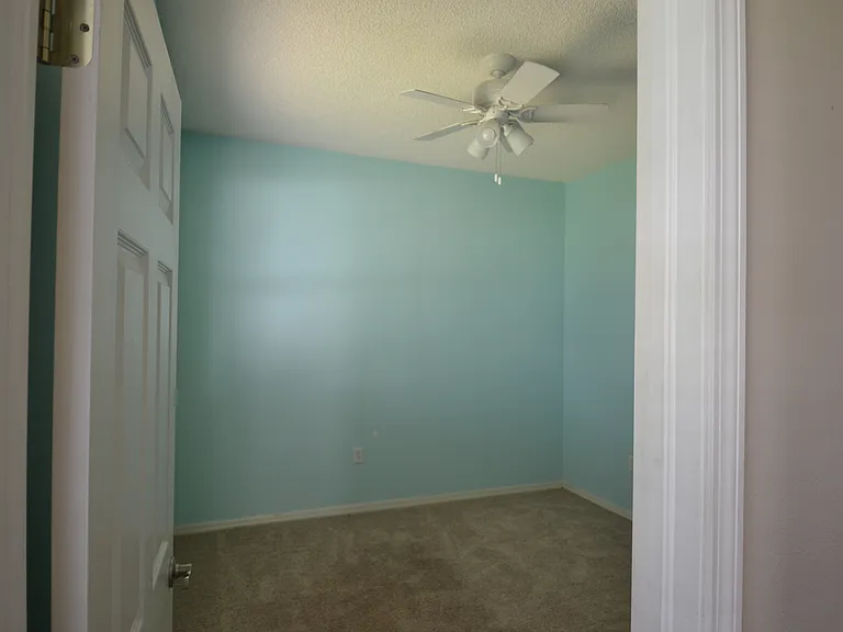 4801 Augusta Ave — Photo 10