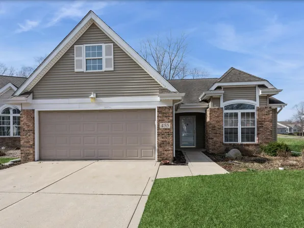 455 Gatehouse Walk, Valparaiso, IN 46385